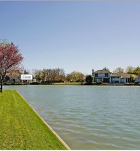 CASTELLINO AT LAGUNA WEST in Elk Grove, CA - Building Photo - Building Photo