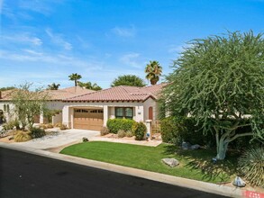 74192 Via Pellestrina in Palm Desert, CA - Building Photo - Building Photo