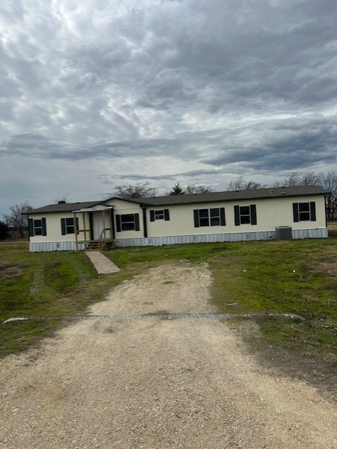 230 Bedrock Trail Rd in Waco, TX - Building Photo