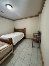 9500 Bissell Rd in Manvel, TX - Building Photo - Building Photo
