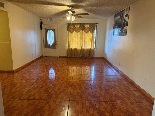 6402 W Avalon Dr in Phoenix, AZ - Building Photo - Building Photo