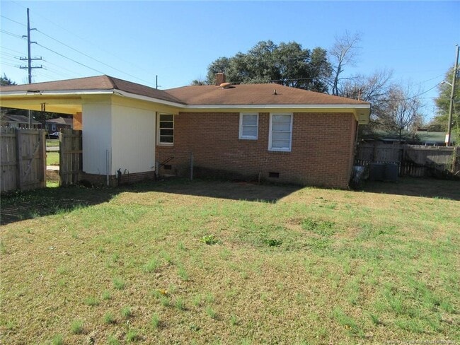 1119 Juniper Dr in Fayetteville, NC - Building Photo - Building Photo