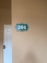 6380 NW 114th Ave in Doral, FL - Building Photo - Building Photo