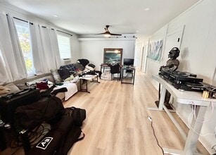 1226 St Louis Dr in Honolulu, HI - Building Photo - Building Photo