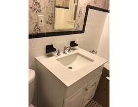 152 Chestnut Hill Ave, Unit 1 in Boston, MA - Foto de edificio - Building Photo