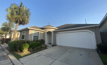 6057 Yale St in Houston, TX - Foto de edificio - Building Photo