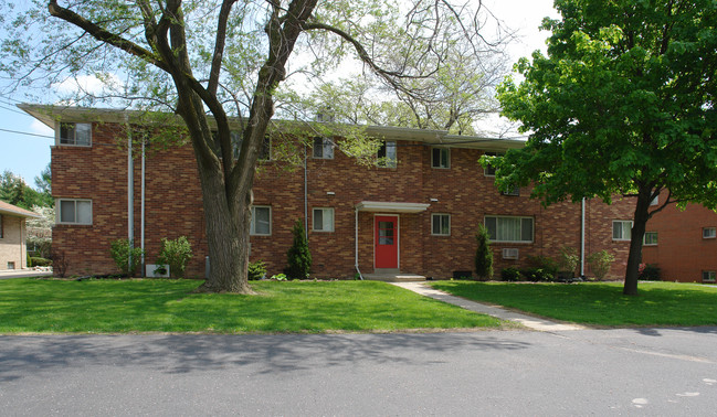 Anthony Apartments in Lansing, MI - Building Photo - Building Photo