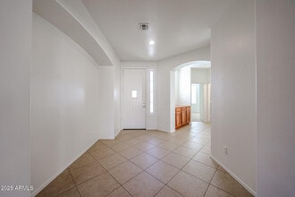 14088 W Aster Dr in Surprise, AZ - Building Photo - Building Photo