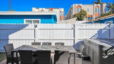 1401 Pacific Beach Dr in San Diego, CA - Building Photo - Building Photo