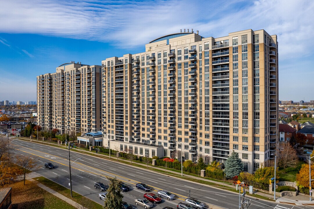 Mondeo Springs in Toronto, ON - Building Photo