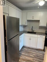 3936 Wyandotte St E in Windsor, ON - Building Photo - Building Photo