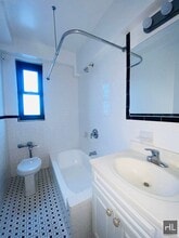 GRAND CONCOURSE in Bronx, NY - Building Photo - Building Photo