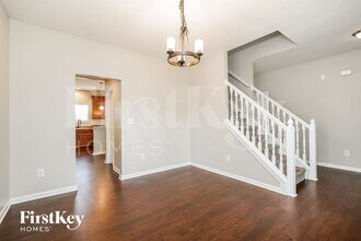 8858 Hemingway Dr in Indianapolis, IN - Building Photo - Building Photo