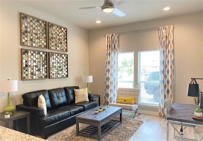 3144 Southmore Blvd in Houston, TX - Building Photo - Building Photo