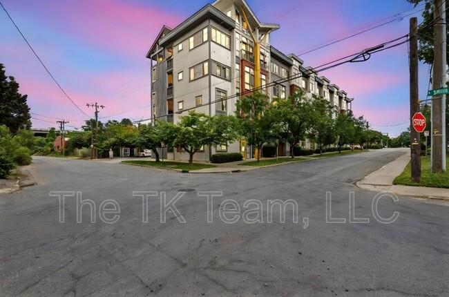 property at 514 W 10th St