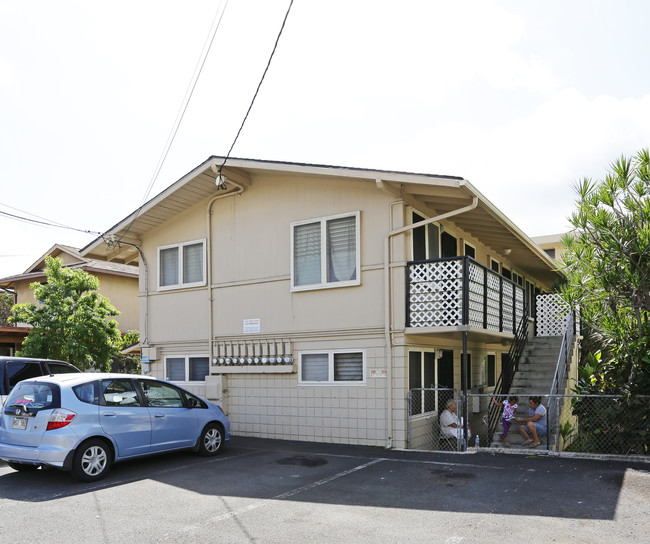 15 Iliaha St in Honolulu, HI - Foto de edificio - Building Photo