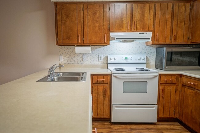 property at 910 Alliegood Ct