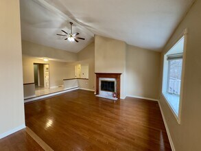 690 Terrace Lake Rd in Columbus, IN - Building Photo - Building Photo