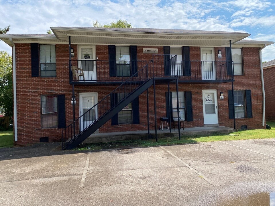 35 Sta Les Cv, Unit 4 in Jackson, TN - Foto de edificio