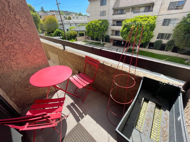 property at 14572 Dickens St