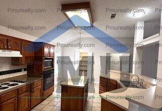 1558 Cardigan Ln in Lancaster, TX - Building Photo - Building Photo
