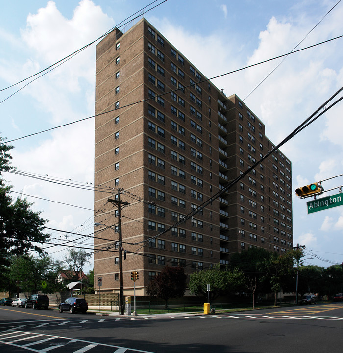 Wesley Towers in Newark, NJ - Building Photo