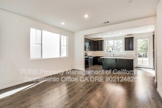 10924 Arrington Dr in Rancho Cordova, CA - Building Photo - Building Photo