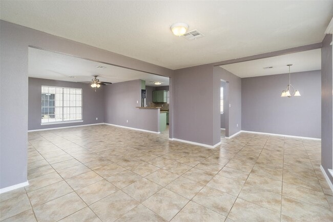 4604 S Tower Rd in Santa Fe, TX - Building Photo - Building Photo