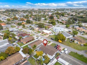 310 SW 76th Ct in Miami, FL - Building Photo - Building Photo