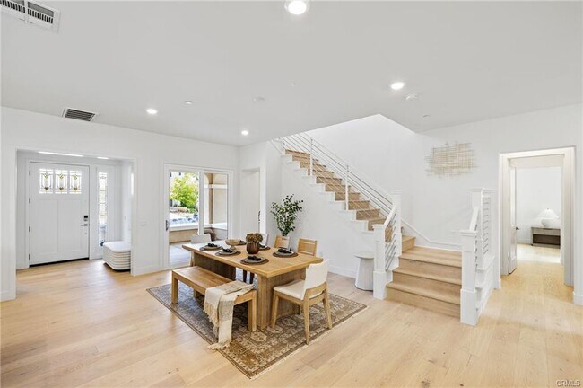 66 Chasma in Irvine, CA - Building Photo - Building Photo