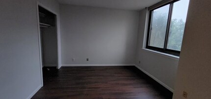 5505 Seminary Rd, Unit #409N in Falls Church, VA - Building Photo - Building Photo