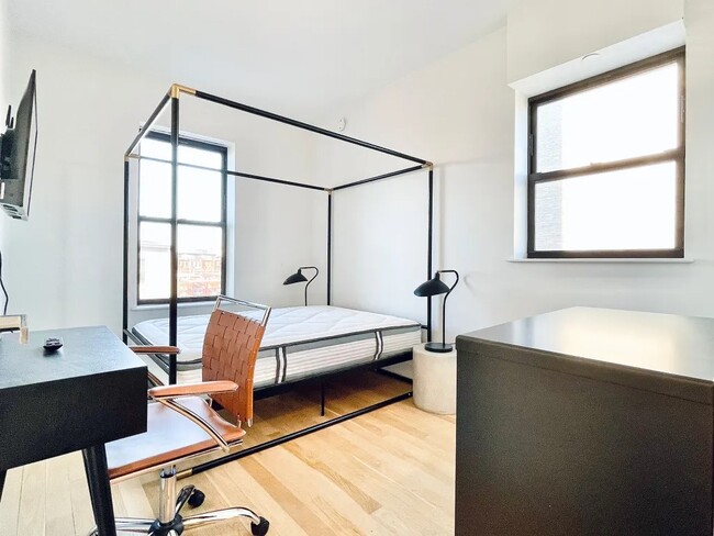 property at 951 Madison St