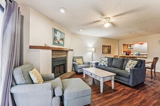 160 Ocean Hibiscus Dr in St. Augustine, FL - Foto de edificio - Building Photo