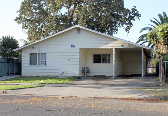 810-812 W 12th St in Merced, CA - Building Photo - Building Photo