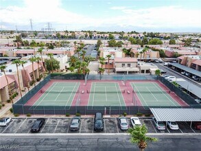 4310 Sandy River Dr in Las Vegas, NV - Building Photo - Building Photo