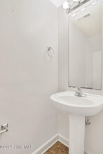 1008 Springwood Dr in Jacksonville, NC - Building Photo - Building Photo
