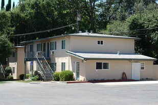 Mariposa Oaks Apartment in Citrus Heights, CA - Building Photo