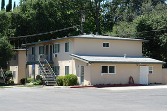 Mariposa Oaks Apartment in Citrus Heights, CA - Building Photo - Building Photo