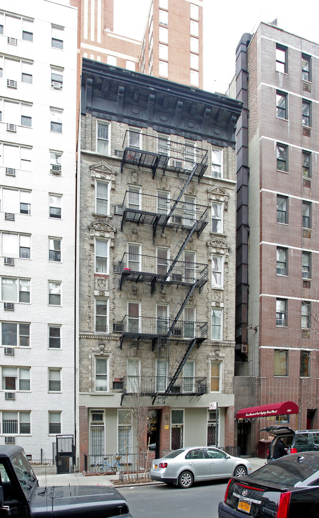 206 E 81st St in New York, NY - Building Photo - Building Photo