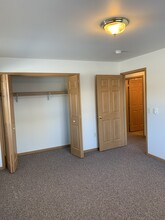 4631 Southridge Ct, Unit 1 in Eau Claire, WI - Foto de edificio - Building Photo