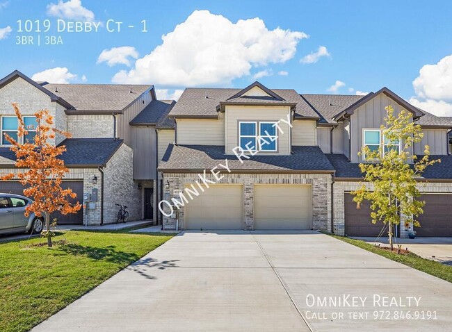 property at 1019 Debby Ct