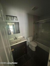 646 S 2nd St in Louisville, KY - Building Photo - Building Photo
