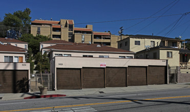 3529-3535 Fletcher Dr in Los Angeles, CA - Building Photo - Building Photo