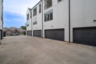4808 San Jacinto St in Dallas, TX - Building Photo - Building Photo