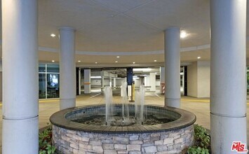 267 San Pedro St in Los Angeles, CA - Foto de edificio - Building Photo