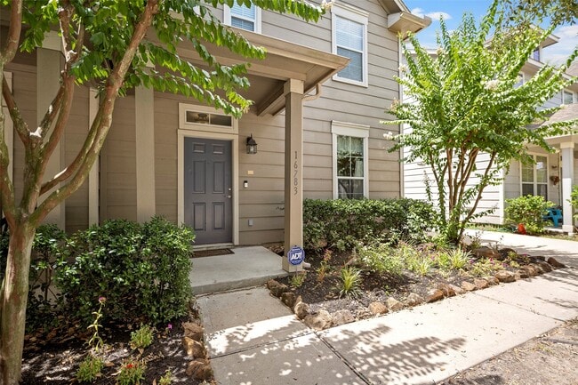 16783 Mammoth Springs Dr in Houston, TX - Building Photo - Building Photo