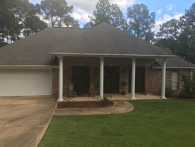 property at 70 Greenleaf Dr
