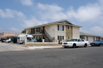 1022 Donax Ave in Imperial Beach, CA - Building Photo - Building Photo