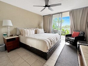 69-1647 Puako Beach Dr, Unit 102 in Kamuela, HI - Building Photo - Building Photo