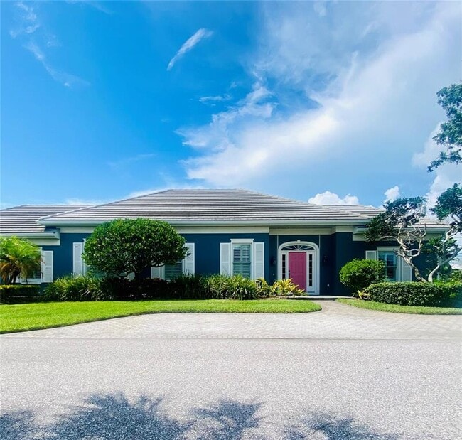 property at 16 Gulf Manor Dr